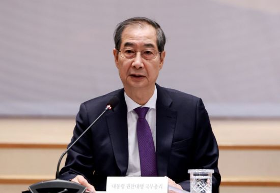 한덕수 대통령 권한대행 국무총리가 2일 서울 마포구 중소기업DMC타워에서 열린 15차 청년정책조정위원회에서 발언하고 있다. 연합뉴스