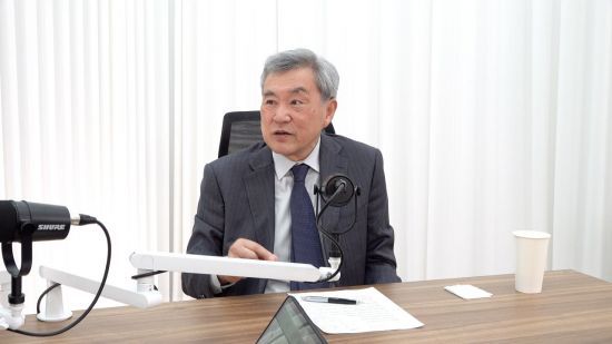 이 전 의원은 여야 갈등 구도가 당분간 지속될 것이라고 전망했다.