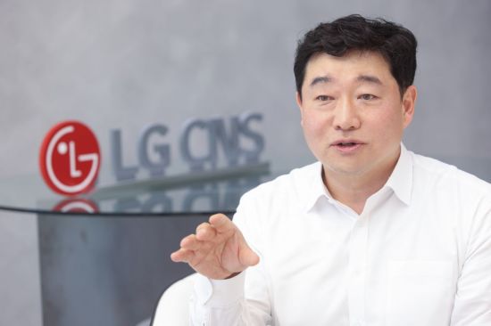 LG CNS (CTO)    . LG CNS