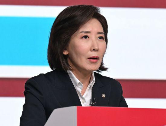 지난 20일 서울 강서구 ASSA아트홀에서 열린 국민의힘 제21대 대통령 후보자 1차 경선 조별 토론회에서 B조 나경원 후보가 발언하고 있다. 연합뉴스