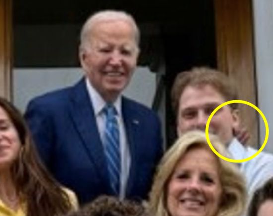 조 바이든 전 대통령 가족사진. 바이든 엑스