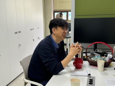 김찬수 한국원자력연구원 고온원자로개발부장이 아시아경제와 인터뷰하고 있다. 한국원자력연구원