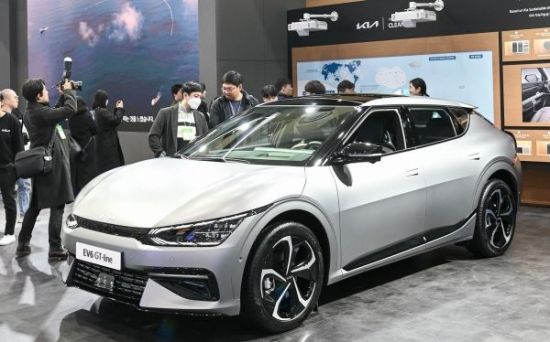 2024년 ‘EV 트렌드 코리아’ 전시장 전경