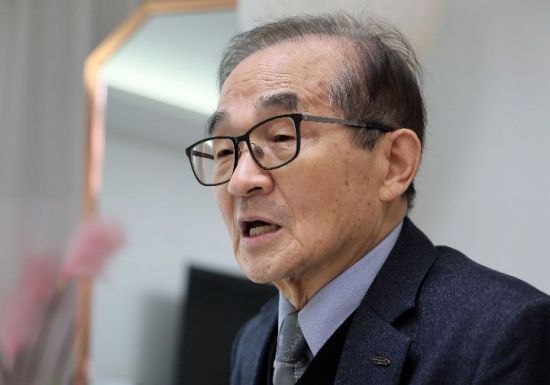 수능 창시자로 알려진 박도순 고려대 명예교수가 아시아경제와 인터뷰를 하고 있다. 윤동주 기자