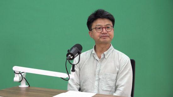 강 교수는 이재명 대통령에게는 '반걸음 리더십'일 필요하다고 말했다.