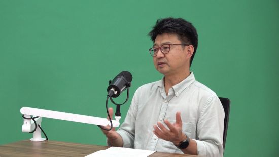 강 교수는 "보수 혁신을 위해서는 세대교체가 필요하다"고 진단했다.