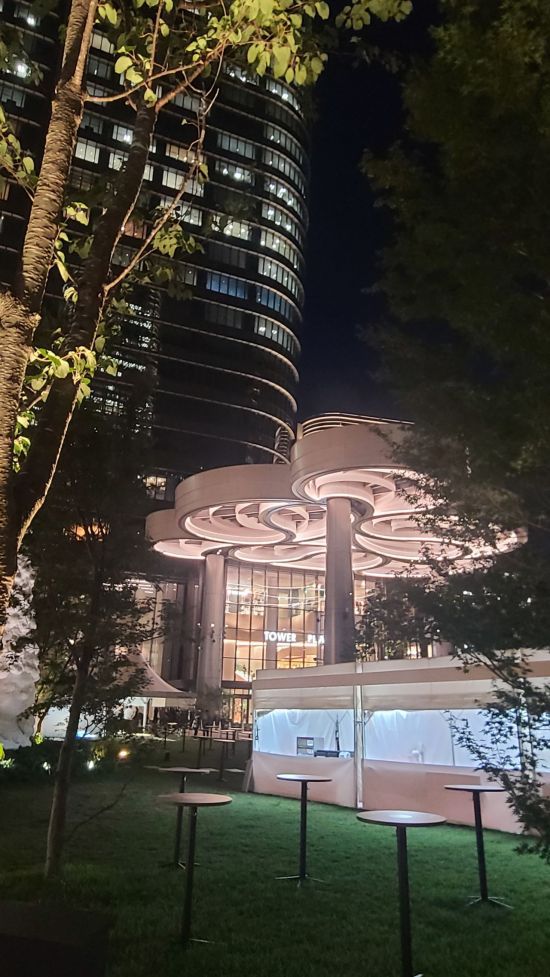 아자부다이힐즈