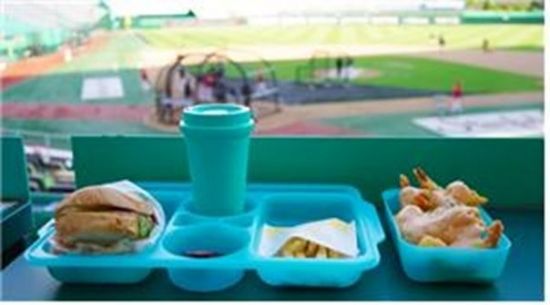 2025 프로야구 시즌에 SSG랜더스필드 31개 식음매장에서 다회용기를 활용하고 있다. 인천시 제공