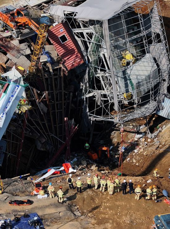 올해 4월 붕괴 사고가 난 신안산선 지하터널 광명 공사 현장. 연합뉴스