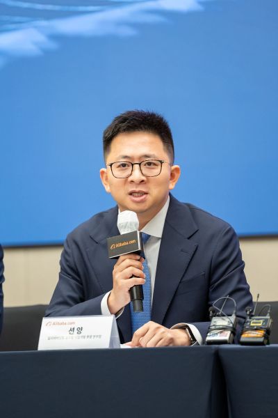 션 양 알리바바닷컴 글로벌 사업개발 총괄 본부장이 7일 기자간담회에서 발언하고 있다. 알리바바닷컴 제공