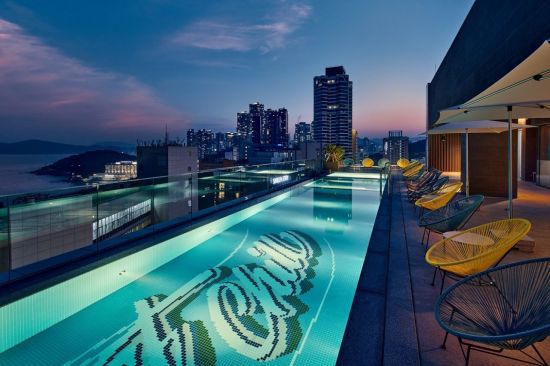 L7 해운대 바이 롯데 수영장. 롯데호텔앤리조트 제공