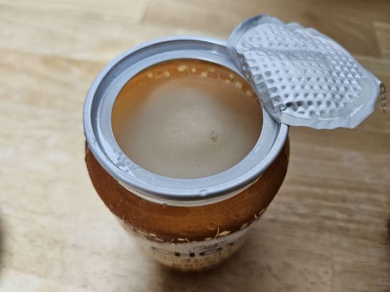 매실 샤베트(조야 아이스매실&사과샤베트)를 열었을 때의 모습. 사진=박재현 기자