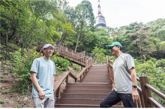 오세훈 서울시장과 정희원 서울시 건강총괄관. 서울시 제공