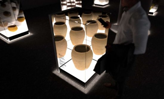 '헤리티지: 더 퓨처 판타지' 전시 공간 모습[사진=국가유산진흥원 제공]