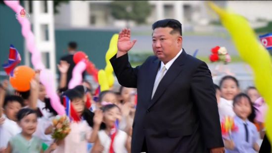 조선중앙TV에 보도된 김정은 북한 국무위원장 모습. 연합뉴스