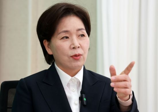 양 위원은 "윤 전 대통령과 절연한 다음에 정체성과 가치, 철학과 목표와 유능함을 되찾아야 국민의힘이 제대로 설 수 있다"고 강조했다. 허영한 기자