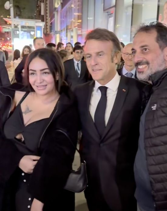 뉴욕 시민들과 인증 사진을 찍는 마크롱 대통령. 브뤼 캡처