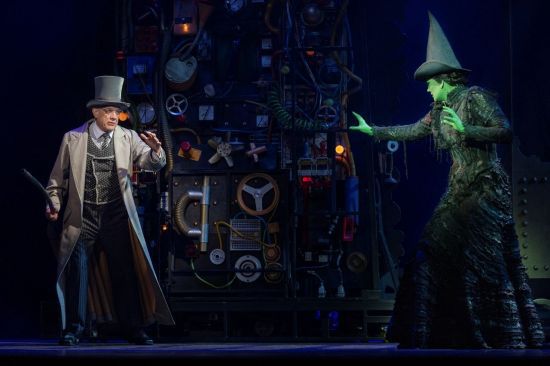 뮤지컬 '위키드' 공연 장면   [사진 제공= 에스앤코, (c)Jeff Busby]