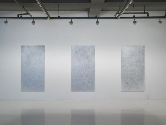 서울대미술관 '차원확장자' 전시 내부 전경. 서울대미술관 제공