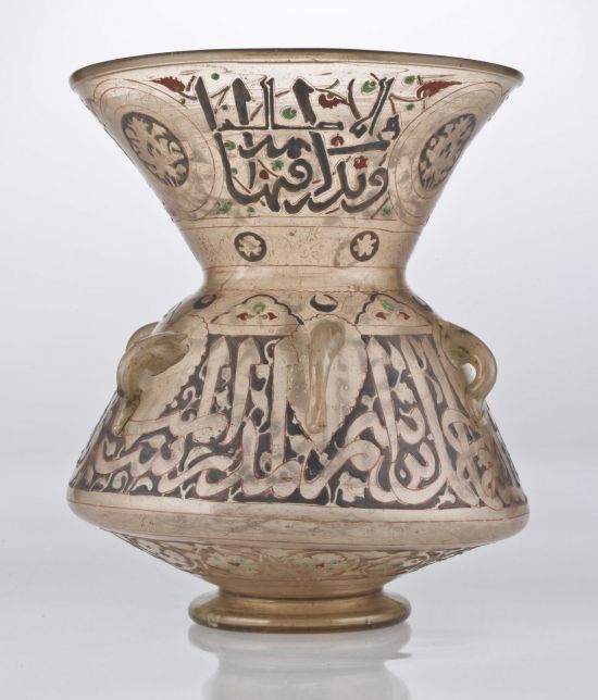 모스크 램프(맘루크 왕조 14세기 말~15세기 초). 도하 이슬람예술박물관 제공