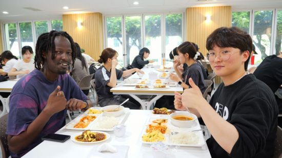 지난 6월 16~20일 부산대학교에서 시험기간을 맞아 재학생들에게 무료로 아침밥을 제공하고 있다. 부산대학교