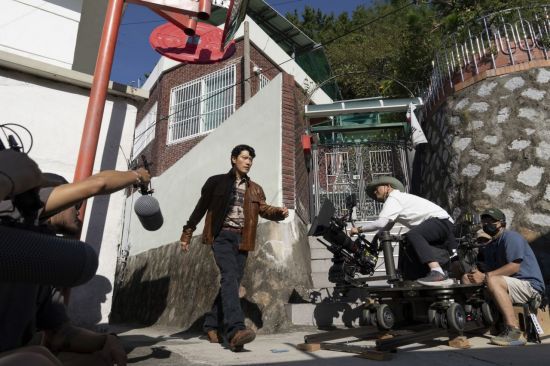 영화 '어쩔수가없다' 스틸 컷