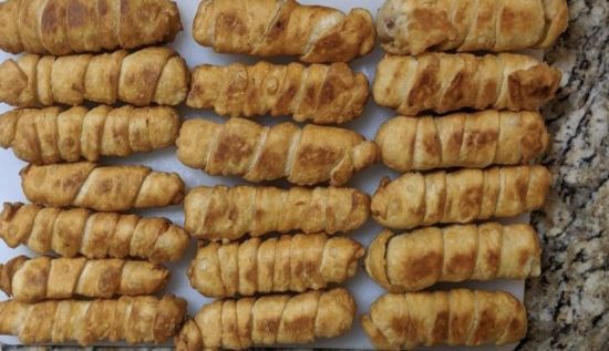 전통 방식으로 구운 베네수엘라식 테케뇨. 레딧 캡처