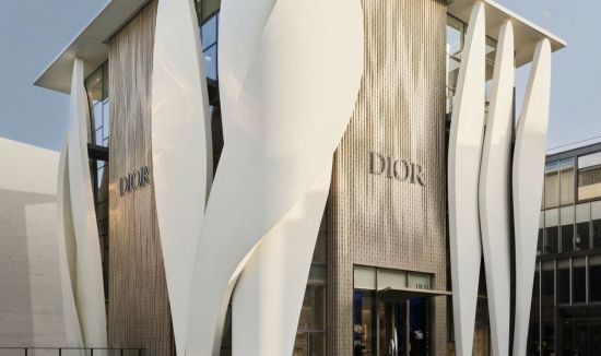 중국 베이징 싼리툰에 문을 연 '하우스 오브 디올 베이징' 매장. LVMH 홈페이지