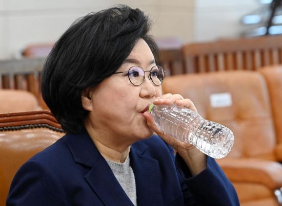 이혜훈 기획예산처 장관 후보자가 23일 국회 재정경제기획위원회에서 열린 인사청문회에 참석해 있다. 김현민 기자