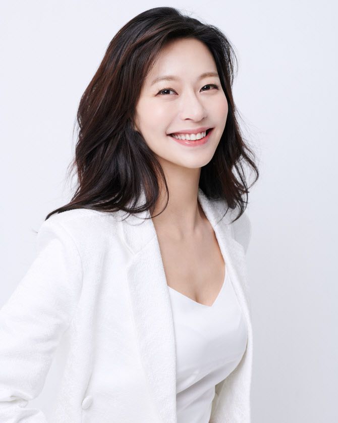 배우 정애연. (사진=블레스이엔티)