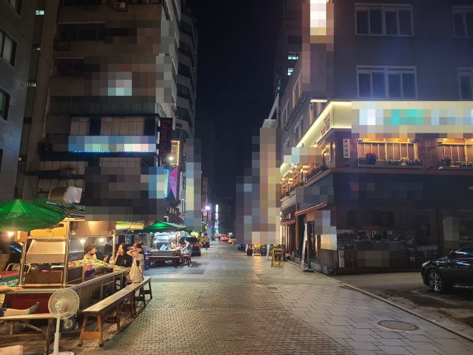 유흥업소가 밀집한 서울 중구 북창동 일대가 지난달 19일 한산한 모습을 보이고 있다. 연합뉴스 제공