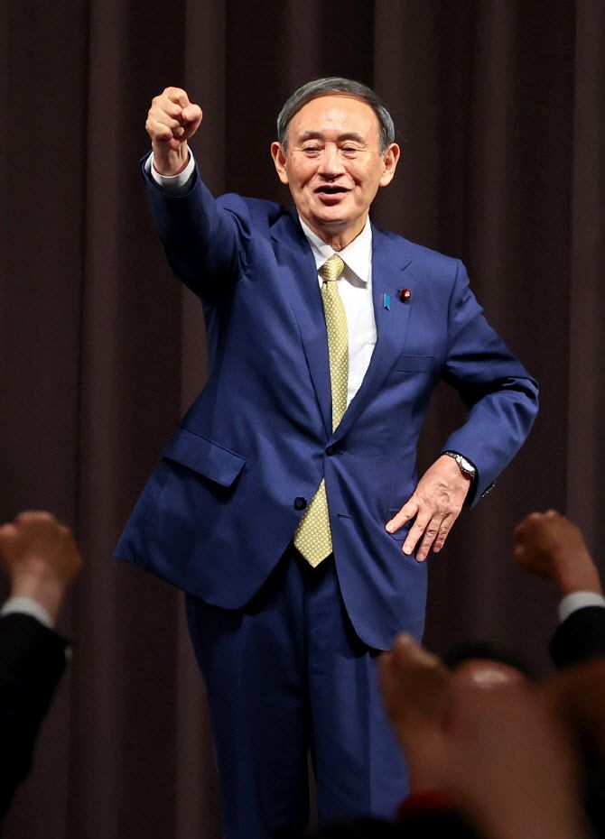 스가 요시히데 일본 관방장관 (사진=AFPBBNews)