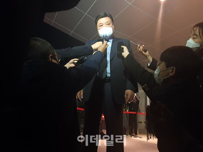 서정진 셀트리온 회장이 26일 고(故) 이건희 삼성그룹 회장의 빈소를 방문해 조문했다.(사진=공지유 기자)