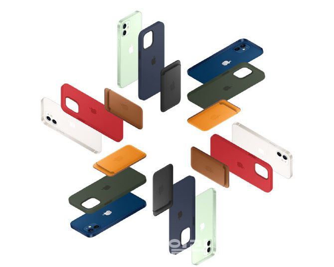 아이폰12는 애플의 첫 5G폰으로 예년보다 한달 가량 늦은 올해 10월에 공개 및 출시됐다.(사진= 애플 홈페이지)