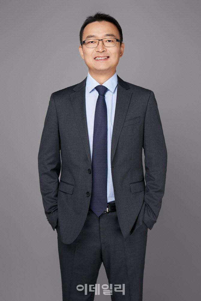 칼 송(Karl Song) 화웨이 글로벌 대외협력 및 커뮤니케이션 사장