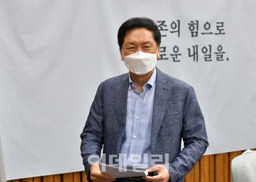 김기현 국민의힘 원내대표가 20일 오전 서울 여의도 국회에서 열린 원내대책회의에 참석하고 있다.(사진=노진환 기자)