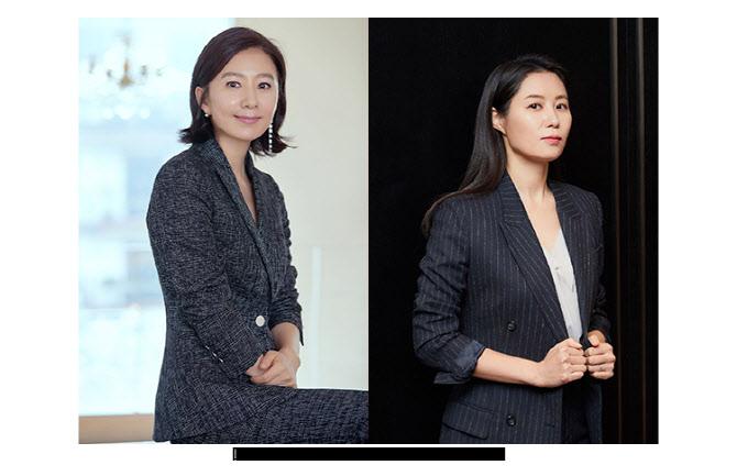 (왼쪽부터)김희애, 문소리. (사진=YG엔터테인먼트, 씨제스엔터테인먼트)