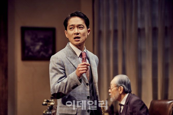 연극 ‘라스트 세션’의 한 장면(사진=파크컴퍼니)