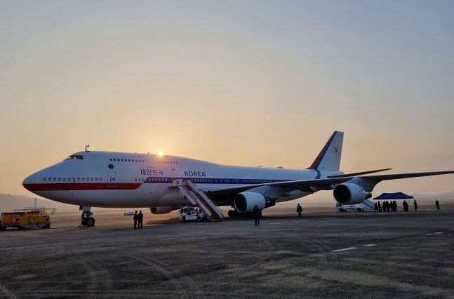 2010년 도입돼 대통령 전용기로서 임무를 마치고 지난 10일 퇴역한 보잉 B747 400 (사진=연합뉴스)