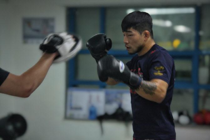 UFC 아시아 등용문인 ‘로드 투 UFC’에 도전장을 던진 김경표.