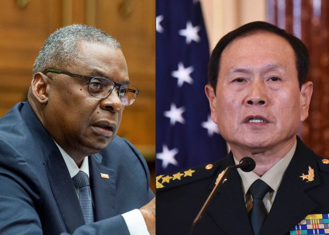 로이드 오스틴(왼쪽) 미국 국방장관과 웨이펑허 중국 국방부장.(사진= AFP)