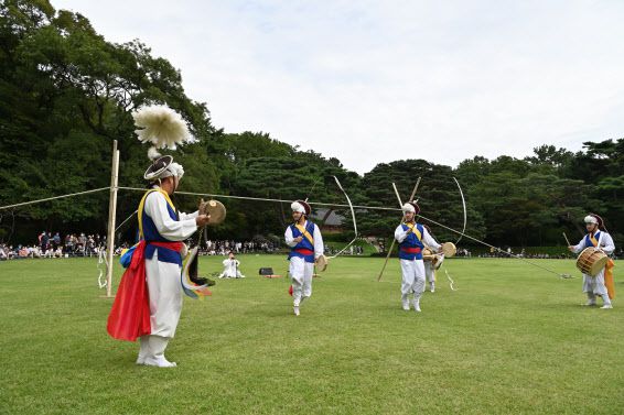 청와대 공연 모습(사진=문화재청).
