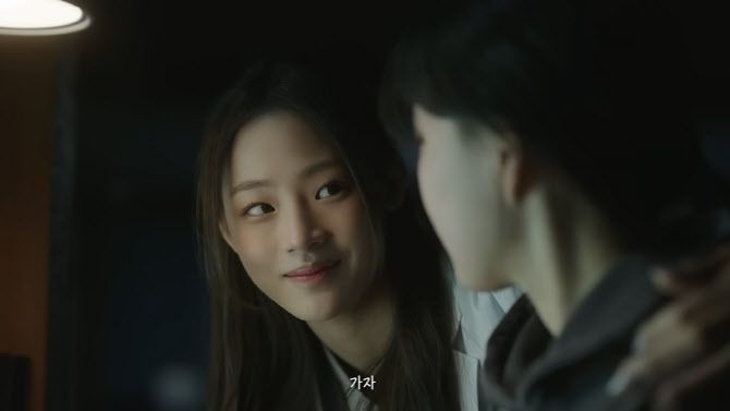 뉴진스 ‘OMG’ 뮤직비디오(사진=어도어)