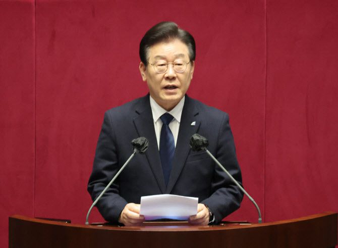 체포동의안에 대해 신상발언하는 이재명 대표(사진=연합뉴스)