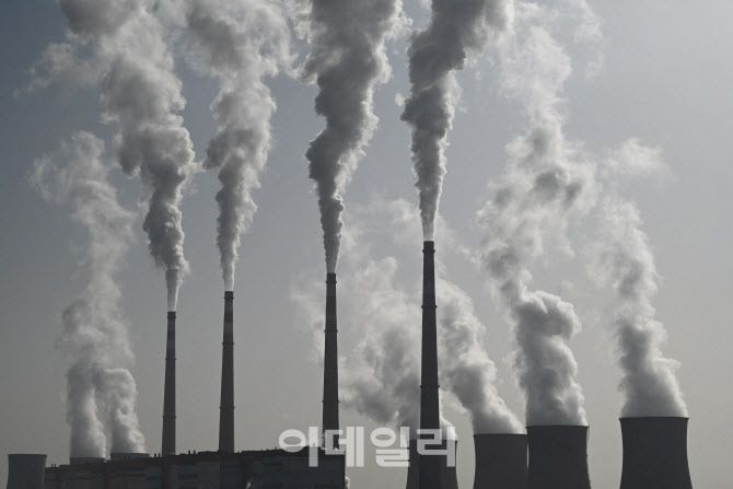 중국 허베이성의 석탄화력발전소.(사진=AFP)