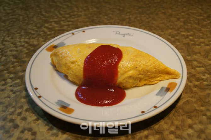 렌가테이에서 판매하는 오므라이스. (사진= 렌가테이 홈페이지)