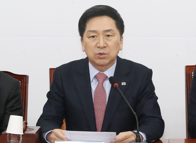 김기현 국민의힘 대표가 지난 6일 오전 서울 영등포구 여의도 국회에서 열린 최고위원회의에서 모두발언을 하고 있다.(사진=뉴스1)