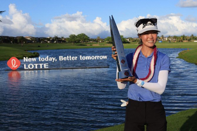 우승한 그레이스 김(사진=AFPBBNews)