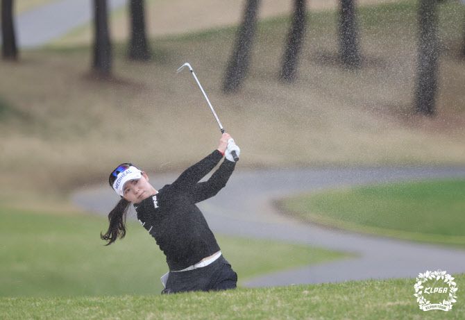 이다연의 벙커 샷(사진=KLPGA 제공)