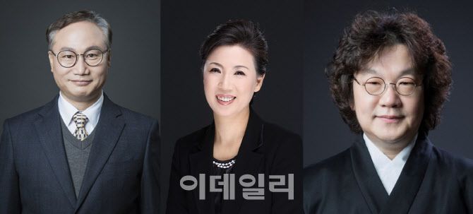국립국악원의 이건회(왼쪽부터) 정악단 신임 예술감독, 유지숙 민속악단 신임 예술감독, 권성택 창작악단 신임 예술감독. (사진=국립국악원)
